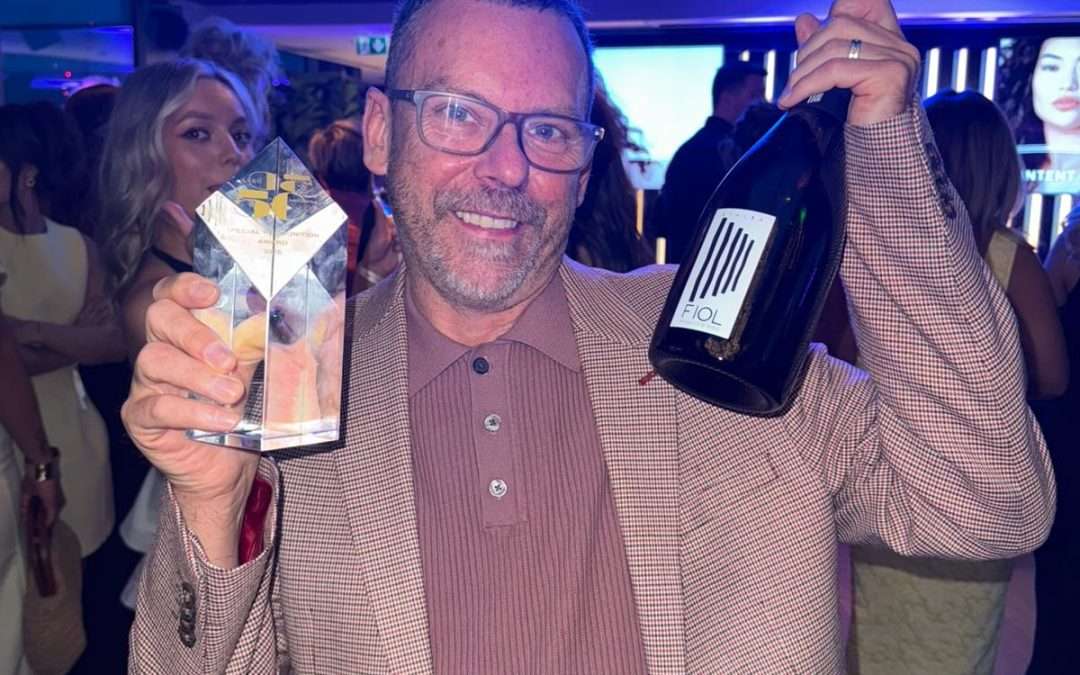A Night to Remember: James Wins Special Recognition at the Saks Awards!